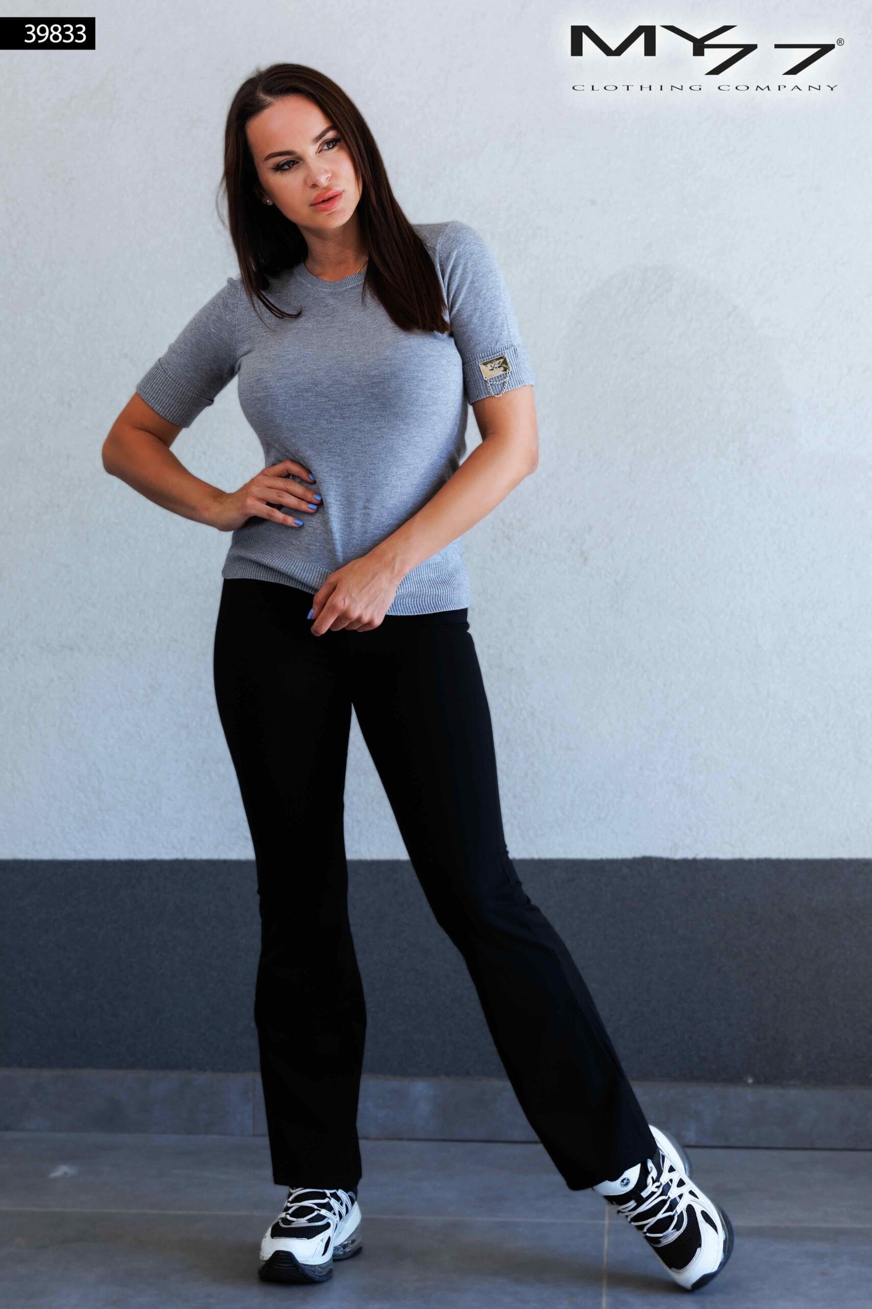 Szürke rövid ujjú kötött felső  (39833)