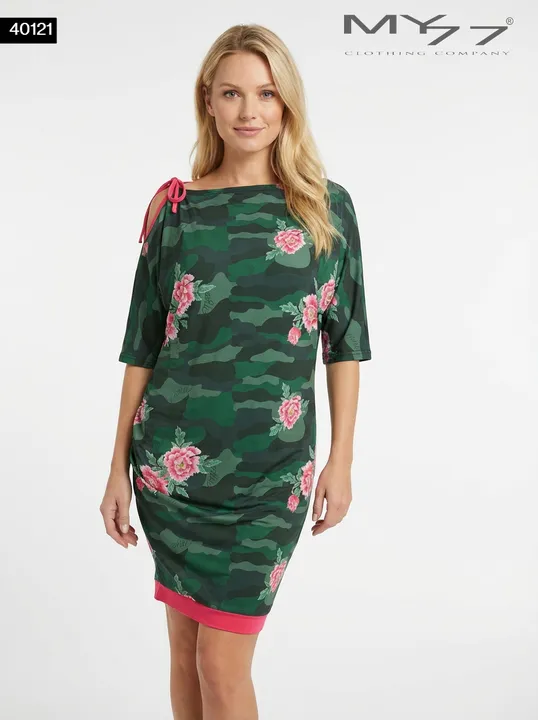 MY77 Zöld mintás ruha piros részletekkel – 40121
