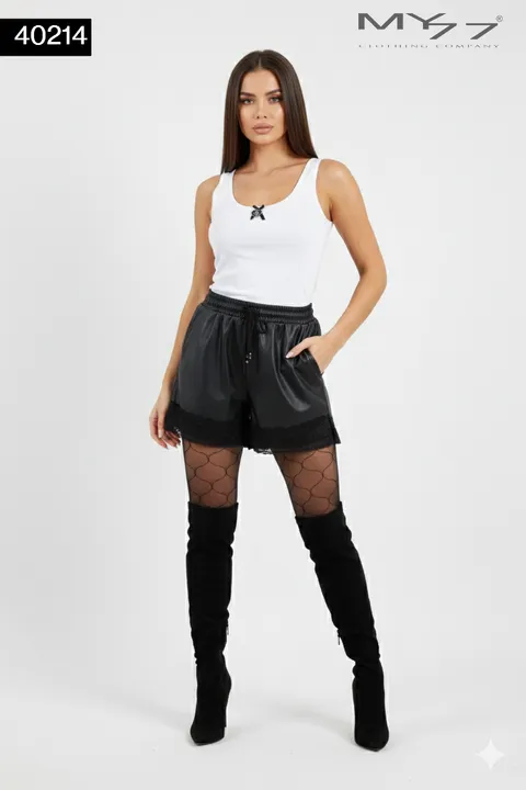 MY77 Fekete Csipkés Rövidnadrág – 40214